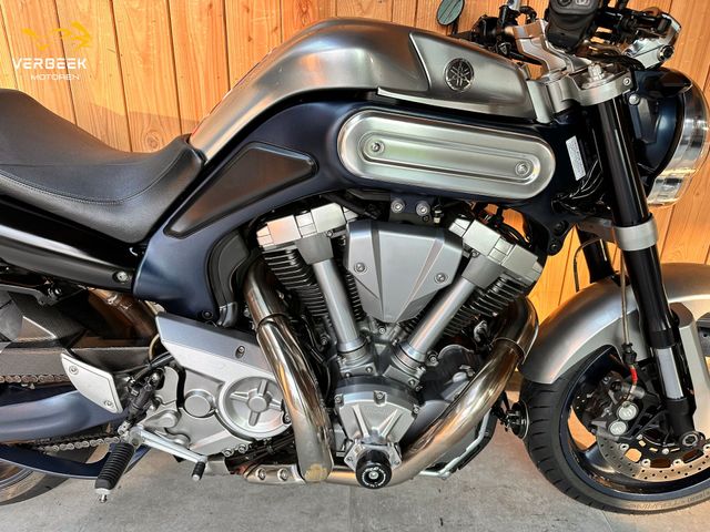 yamaha - mt-01