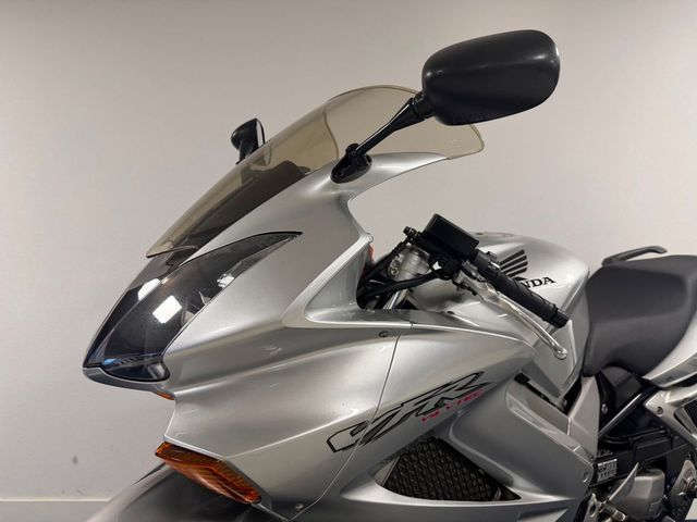 honda - vfr-800-fi-vtec