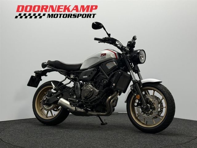 yamaha - xsr-700-xtribute
