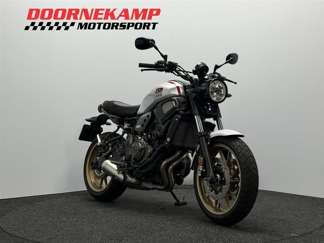 yamaha - xsr-700-xtribute