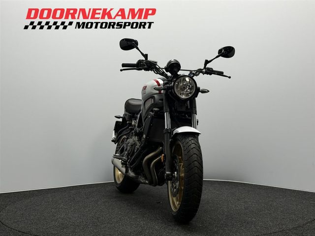 yamaha - xsr-700-xtribute