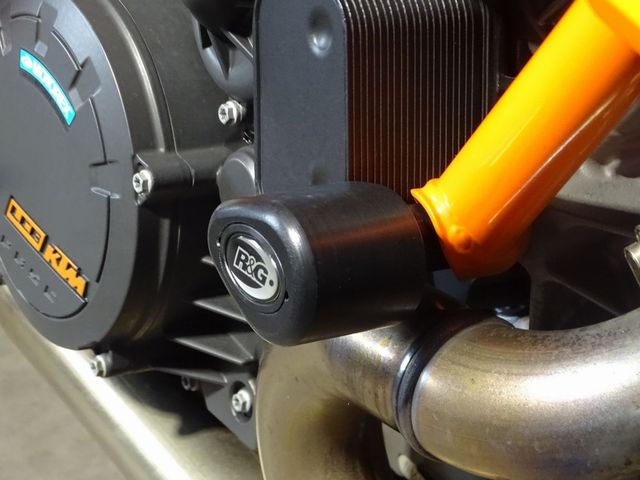 ktm - 1290-super-duke-r