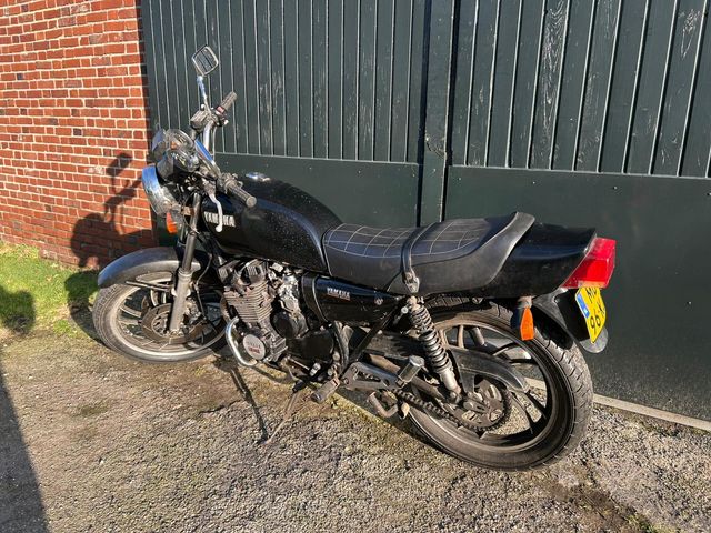 yamaha - xj-550