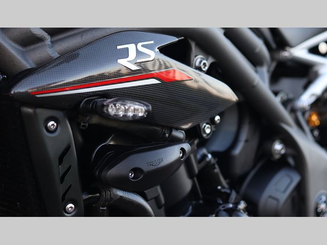 triumph - speed-triple-rs
