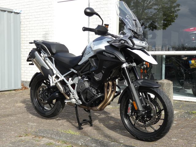 triumph - tiger-1200-gt