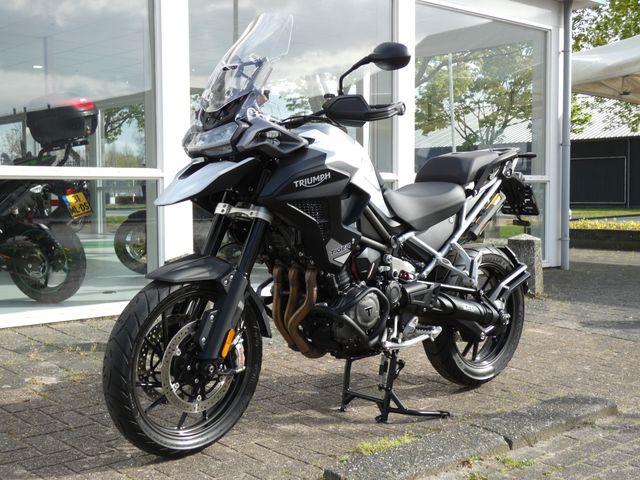 triumph - tiger-1200-gt
