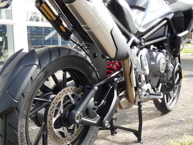triumph - tiger-1200-gt