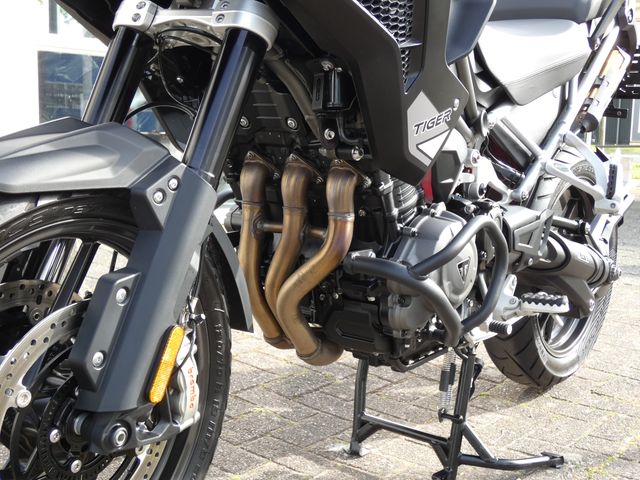 triumph - tiger-1200-gt
