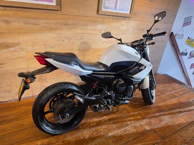 YAMAHA XJ 6 ABS – foto 4