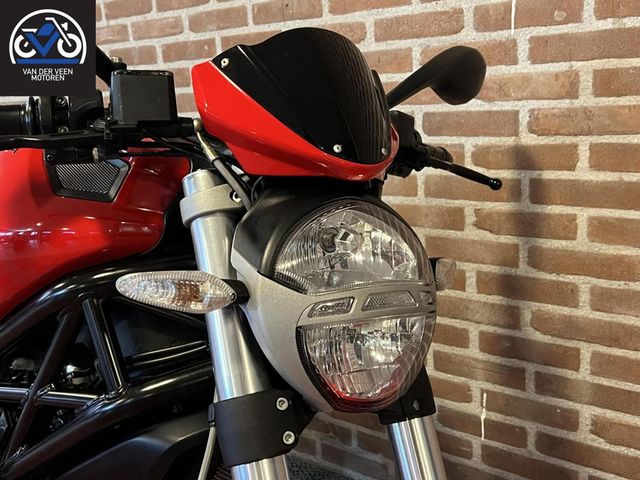 ducati - monster-696