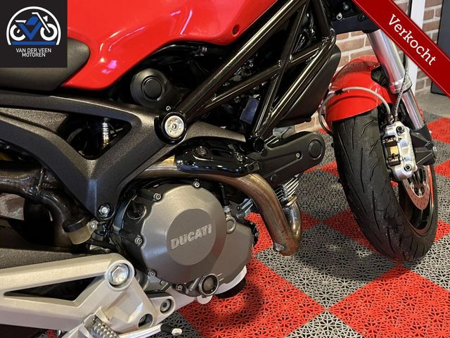 ducati - monster-696