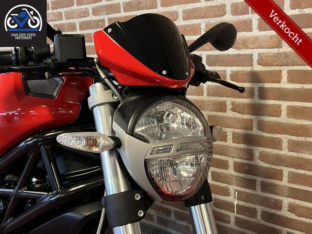 ducati - monster-696