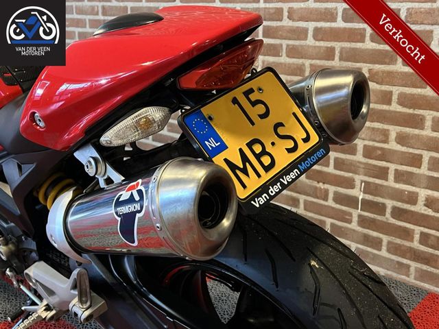 ducati - monster-696
