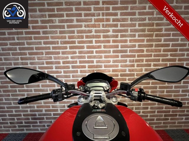 ducati - monster-696