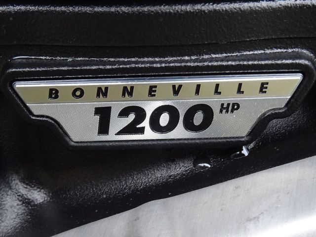 triumph - thruxton-1200-r