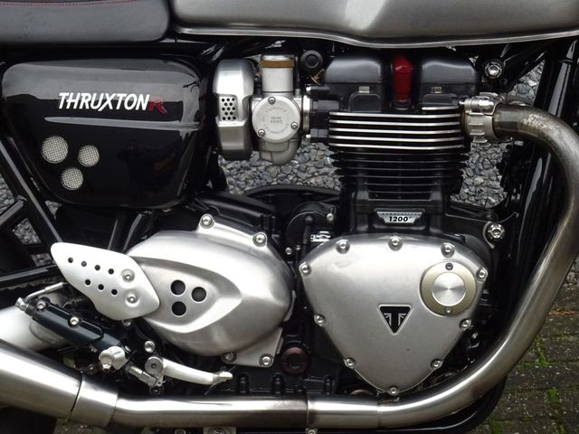 triumph - thruxton-1200-r