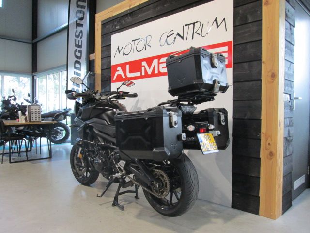 yamaha - tracer-900-abs