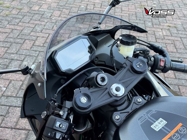 kawasaki - zx-6r