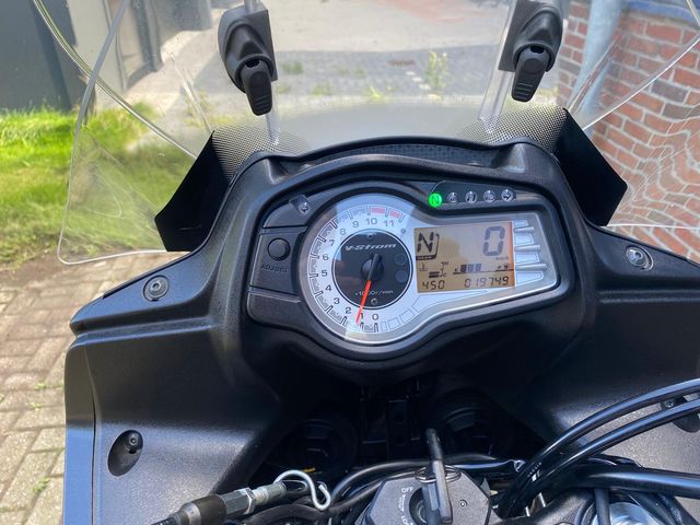 suzuki - v-strom-650-abs