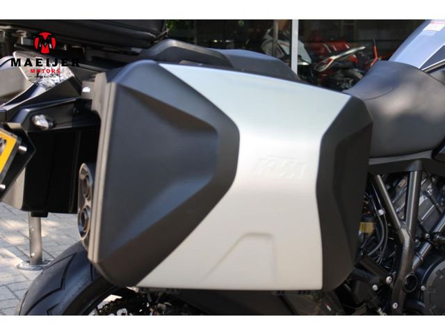 ktm - 1290-super-adventure-s