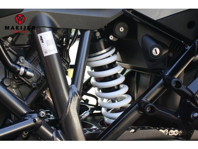 ktm - 1290-super-adventure-s