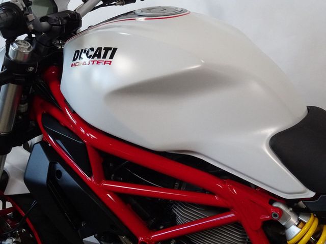 ducati - monster-797