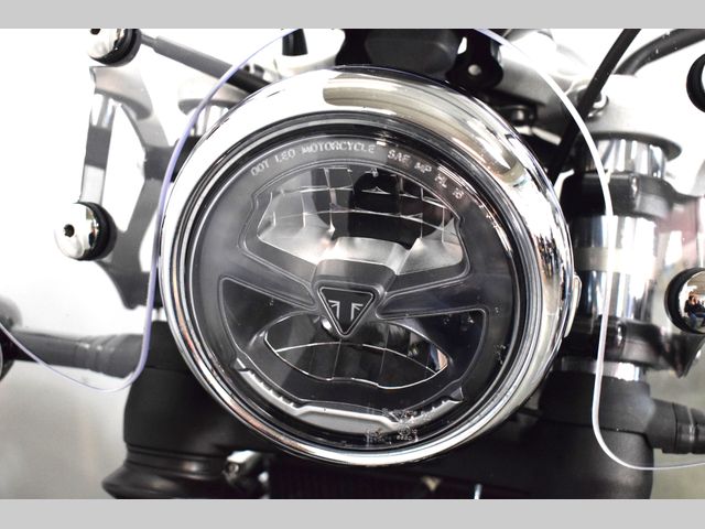 triumph - bonneville-speedmaster-goldline