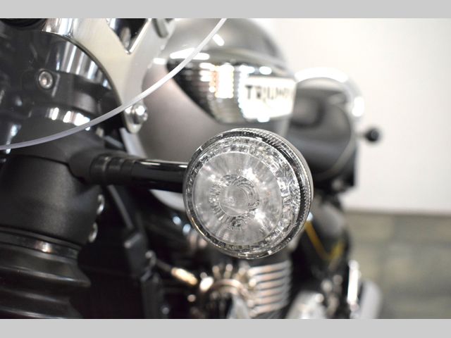 triumph - bonneville-speedmaster-goldline