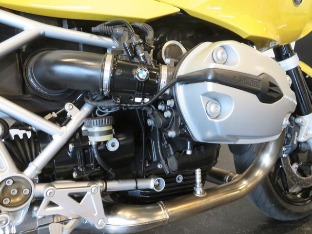 bmw - r-1200-s-abs