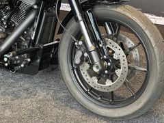 Harley-Davidson Softail Fxlrst LOW Rider ST Black Trim - Vivid Black BTW Verrekenbaar 2026 occasion – foto 5 van 20