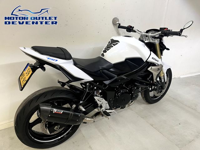 suzuki - gsr-750