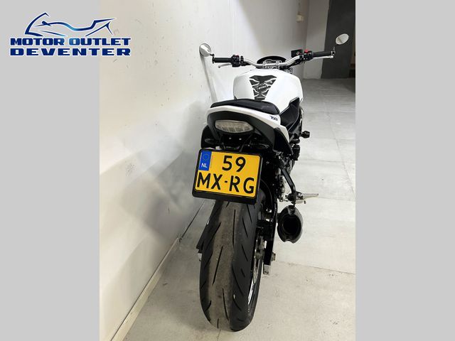 suzuki - gsr-750
