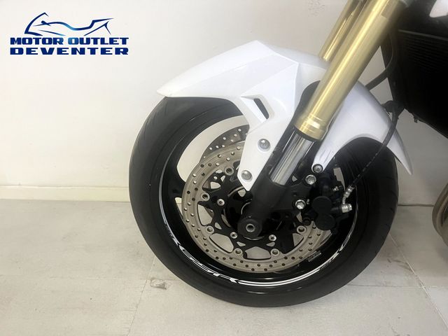 suzuki - gsr-750