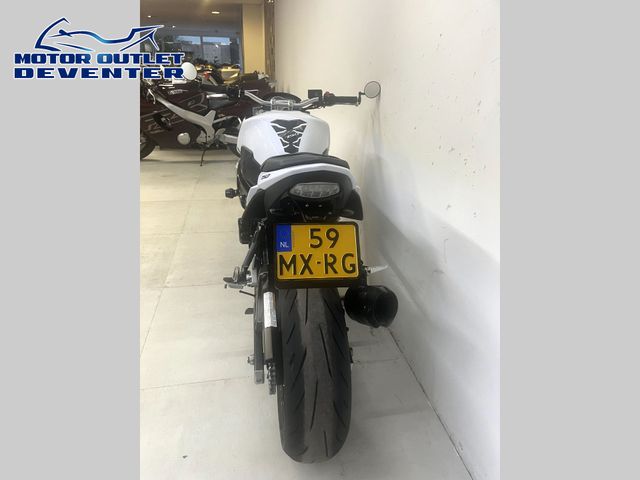 suzuki - gsr-750