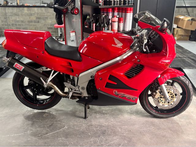 honda - vfr-750-f