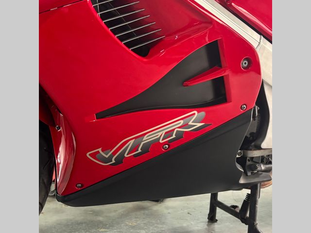 honda - vfr-750-f
