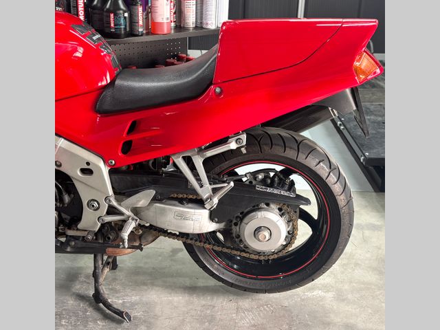 honda - vfr-750-f