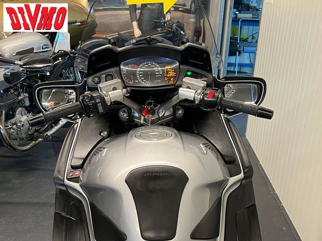 honda - st-1300-pan-european-abs