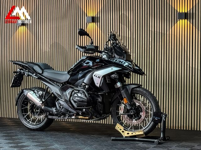 bmw - r-1300-gs-triple-black