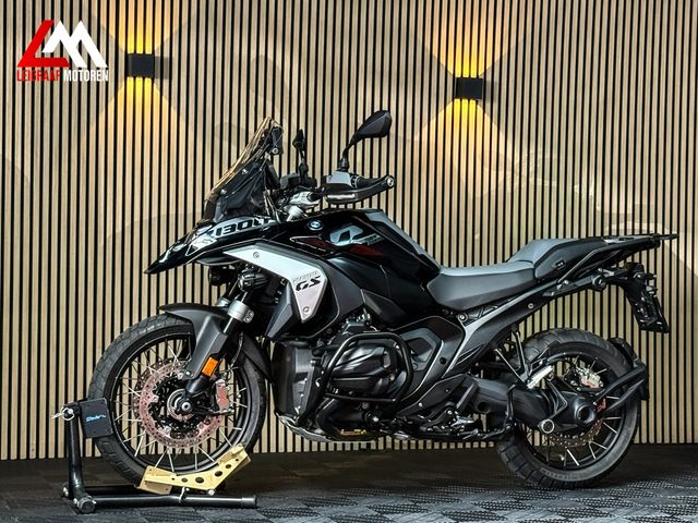 bmw - r-1300-gs-triple-black