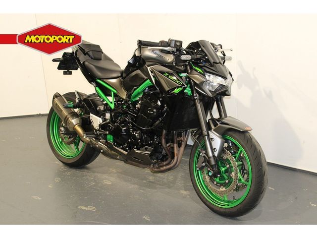 kawasaki - z900