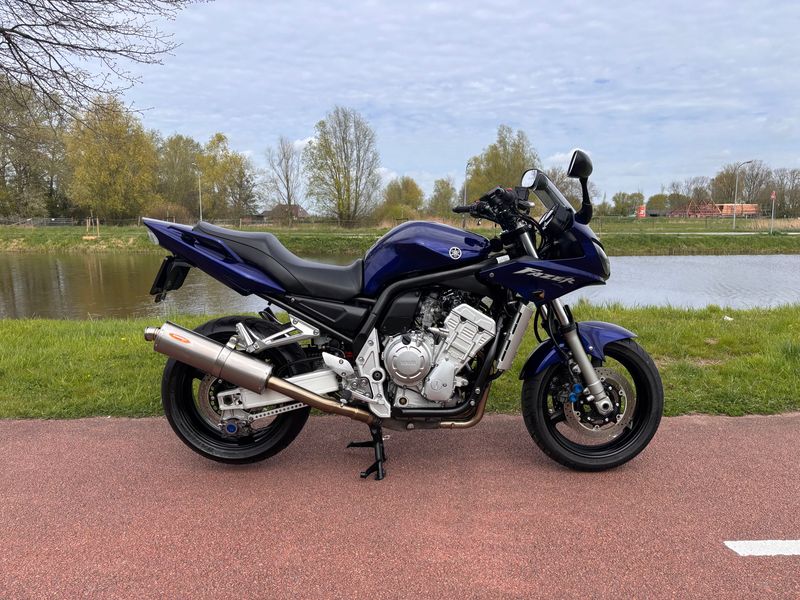 Yamaha FZS 1000  Fazer 2004 occasion