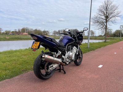 YAMAHA FZS 1000  FAZER – foto 3