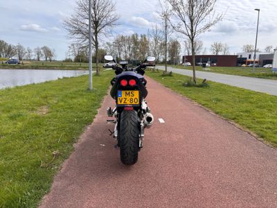 YAMAHA FZS 1000  FAZER – foto 4