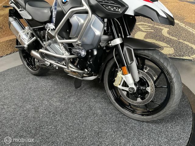 bmw - r-1250-gs-adventure