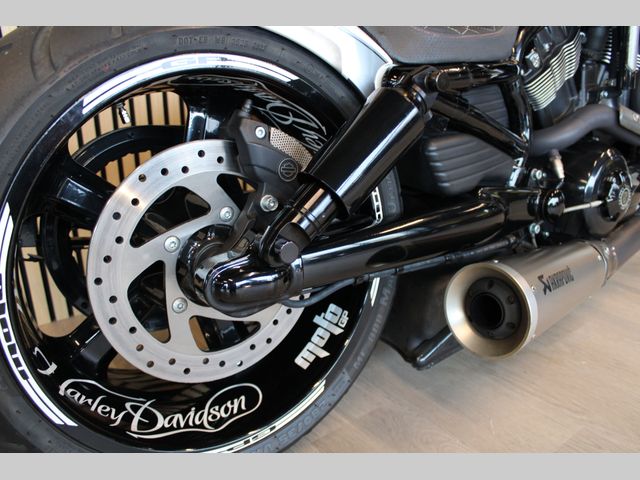 harley-davidson - v-rod-muscle-vrscf