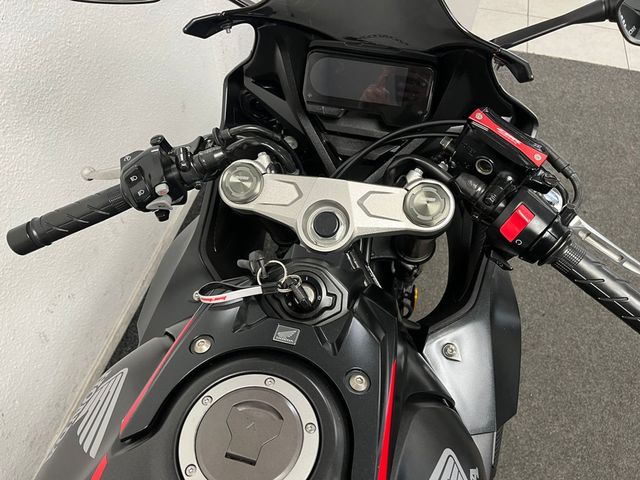 honda - cbr-650-r