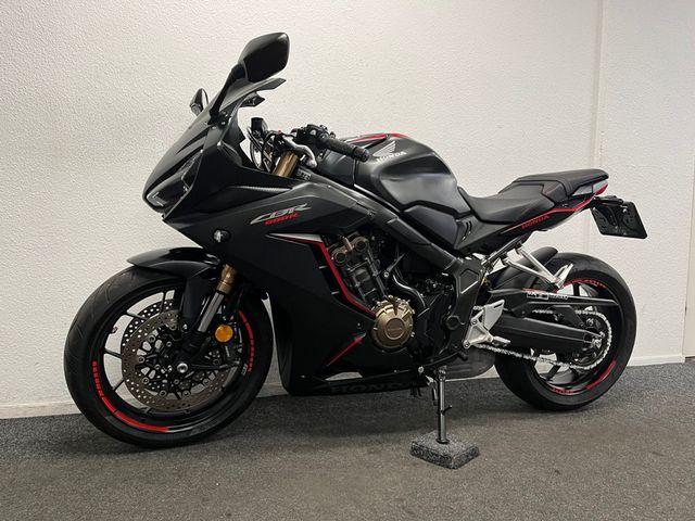 honda - cbr-650-r