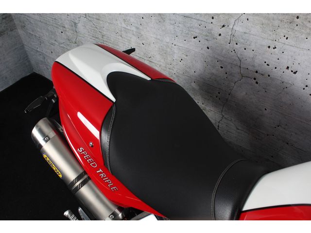 triumph - speed-triple-1050