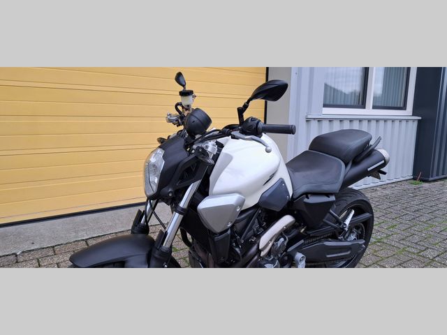 yamaha - mt-03